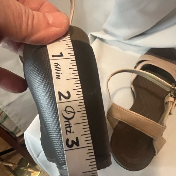 CROCS Tan and Black Wedge Sandals - Picture 8 of 10